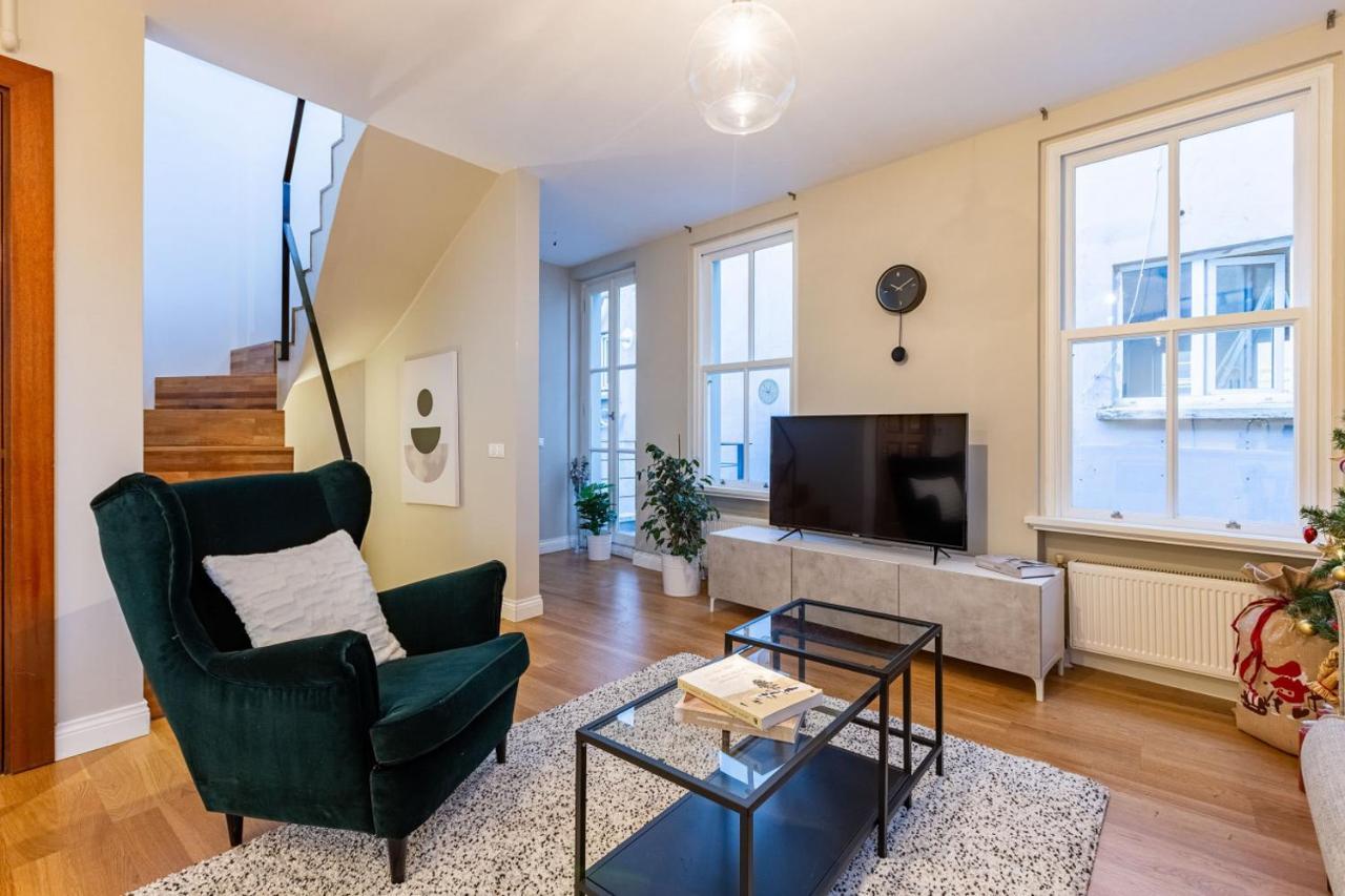 Mesmerizing Flat With Bosphorus View In Beyoglu Leilighet Istanbul Eksteriør bilde