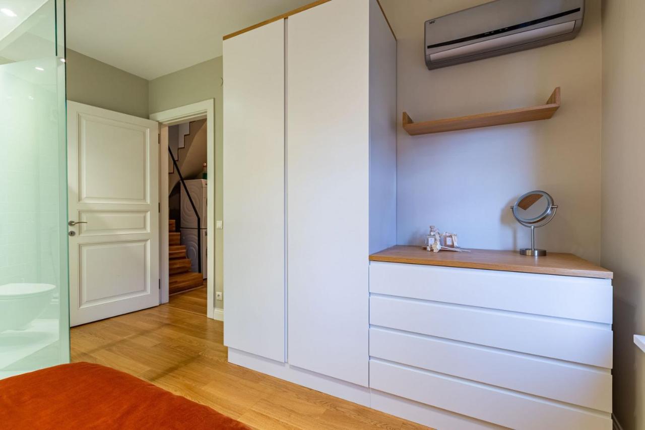 Mesmerizing Flat With Bosphorus View In Beyoglu Leilighet Istanbul Eksteriør bilde